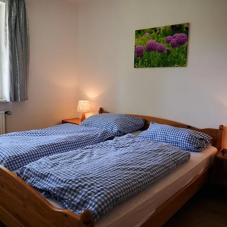 Suesse Direkt Am Wald Rotes Haus Eg *